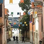 Capo D'istria דירה *